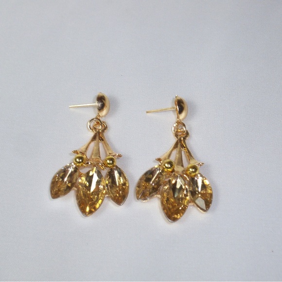 Champagne Rhinestone Necklace Set (BRIDAL, WEDDING, PROM, QUINCEÑERA, PAGENT) - Picture 4 of 9